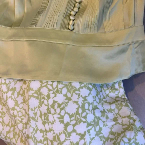 LOFT Light Green Floral A-Line Skirt and Silk Top - Picture 3 of 14